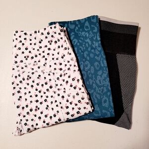 Lot Of 3 Womens Athletic Leggings Sz S Amazon Gottex And Pink Yoga Workout